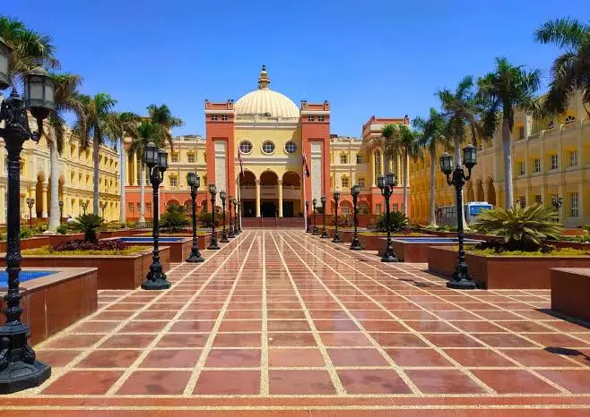 كليات الجامعة البريطانية في مصر